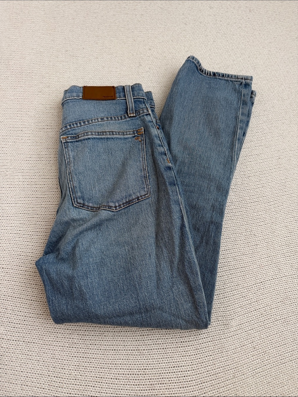 Madewell Classic Straight Jean Size 27